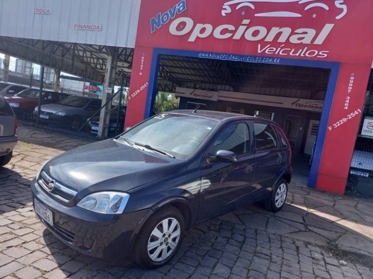 CHEVROLET - CORSA - 2005/2005 - Azul - R$ 18.900,00