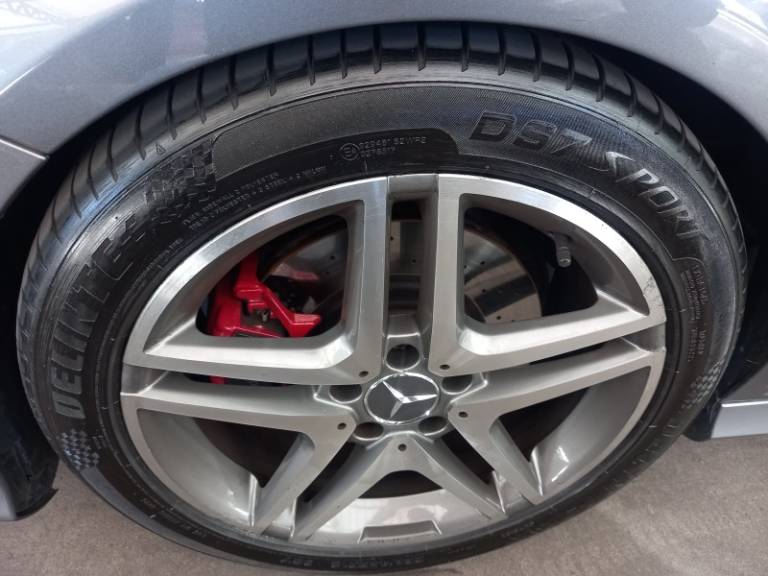 MERCEDES-BENZ - A 250 - 2014/2015 - Cinza - R$ 125.900,00