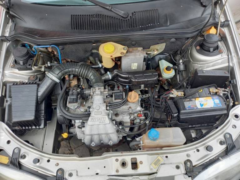 FIAT - PALIO - 1999/2000 - Cinza - R$ 15.900,00