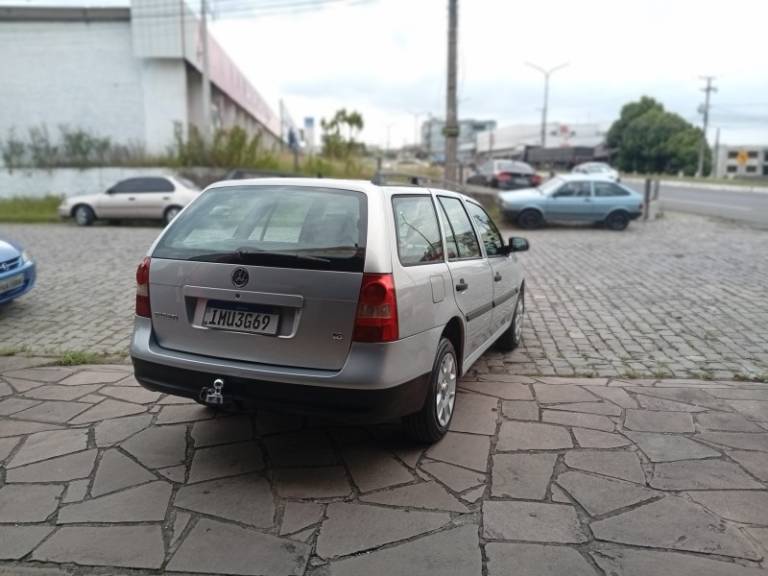 VOLKSWAGEN - PARATI - 2005/2006 - Prata - R$ 28.500,00