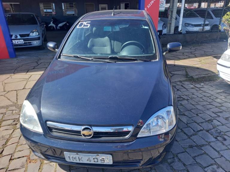 CHEVROLET - CORSA - 2005/2005 - Azul - R$ 18.900,00