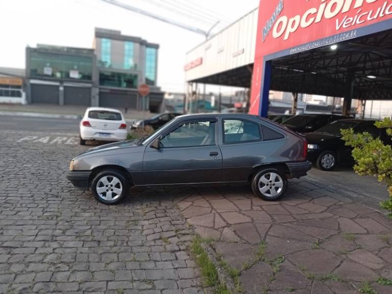 CHEVROLET - KADETT - 1993/1993 - Cinza - R$ 7.990,00