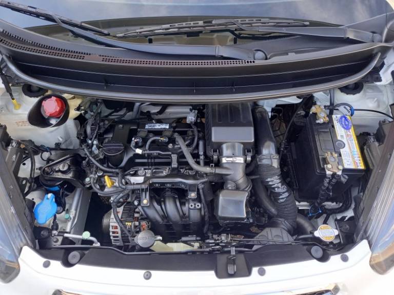 KIA MOTORS - PICANTO - 2011/2012 - Branca - R$ 36.900,00