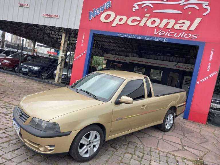 VOLKSWAGEN - SAVEIRO - 2001/2002 - Bege - R$ 35.900,00