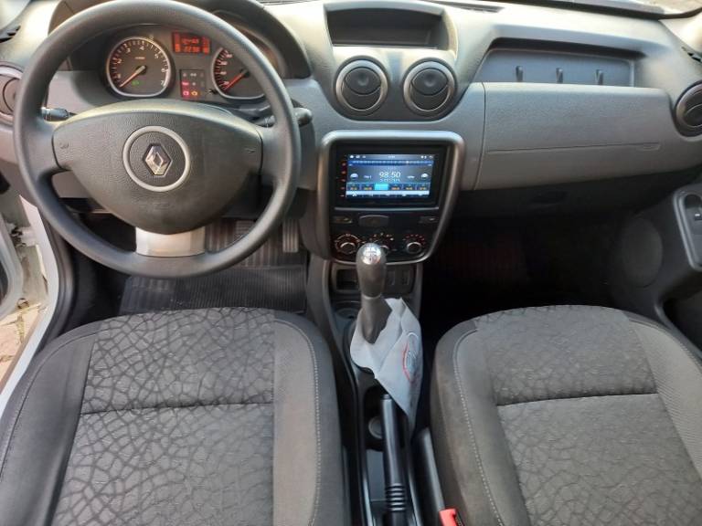 RENAULT - DUSTER - 2012/2013 - Branca - R$ 48.900,00