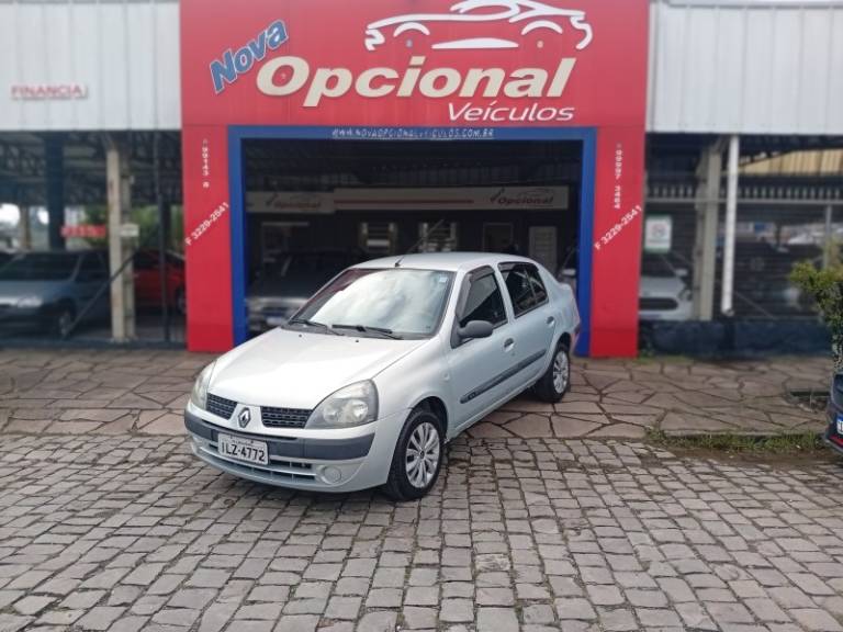 RENAULT - CLIO - 2004/2004 - Prata - R$ 18.990,00