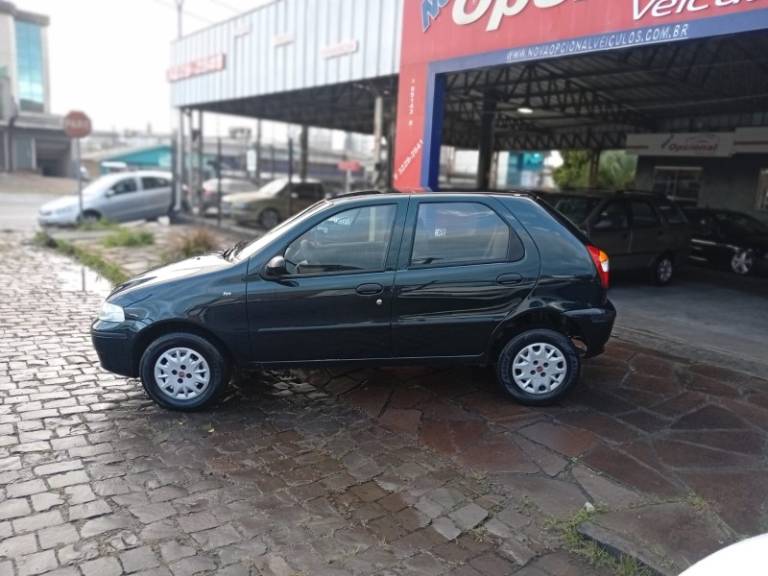 FIAT - PALIO - 2003/2003 - Verde - R$ 17.990,00
