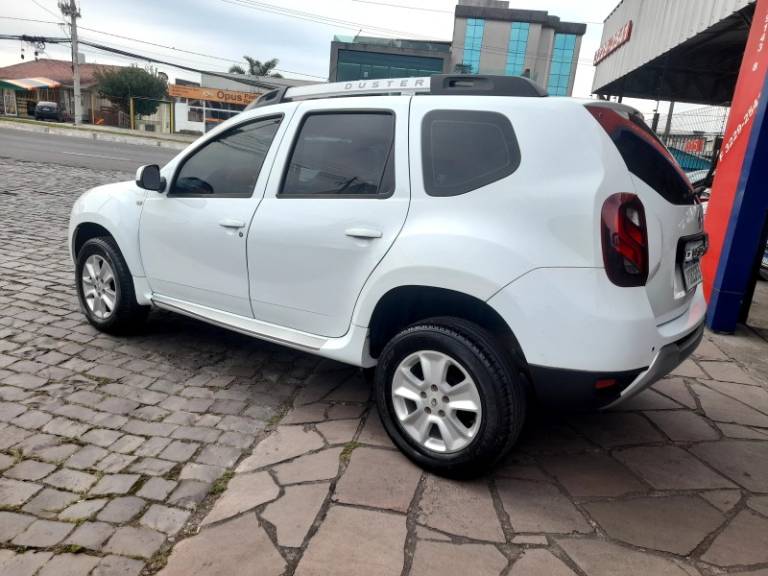 RENAULT - DUSTER - 2016/2016 - Branca - R$ 61.900,00
