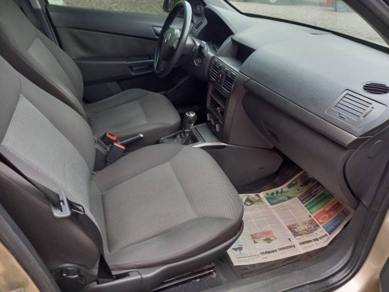 CHEVROLET - VECTRA - 2007/2008 - Bege - R$ 34.900,00