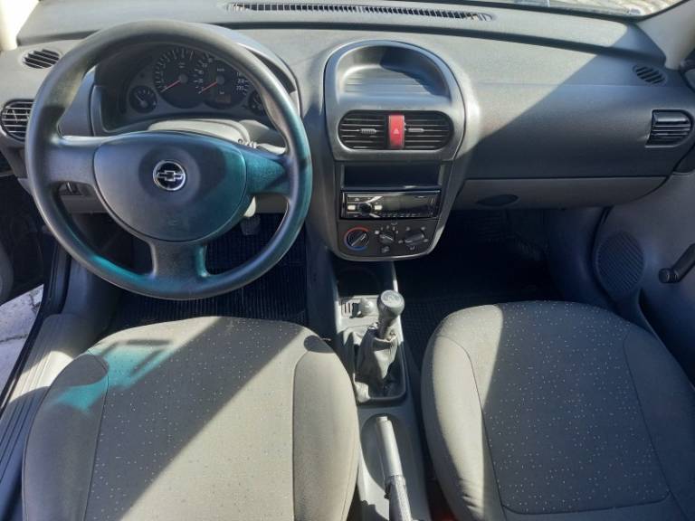 CHEVROLET - CORSA - 2005/2005 - Azul - R$ 18.900,00