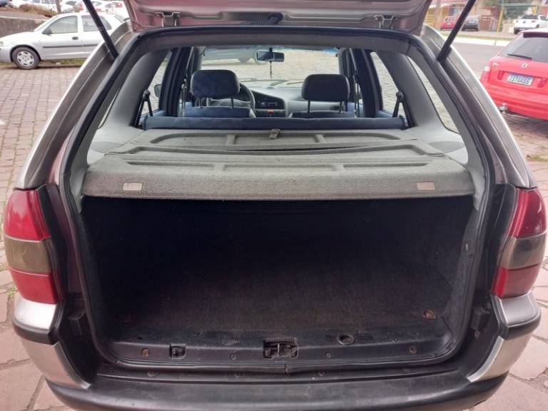 FIAT - PALIO - 1999/2000 - Cinza - R$ 15.900,00