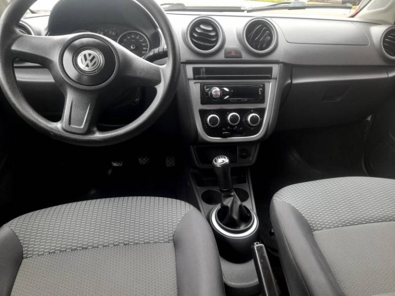 VOLKSWAGEN - GOL - 2013/2013 - Prata - R$ 31.900,00