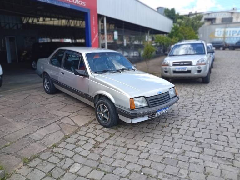 CHEVROLET - MONZA - 1987/1987 - Cinza - R$ 7.990,00