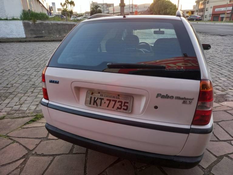 FIAT - PALIO - 2002/2003 - Branca - R$ 17.900,00