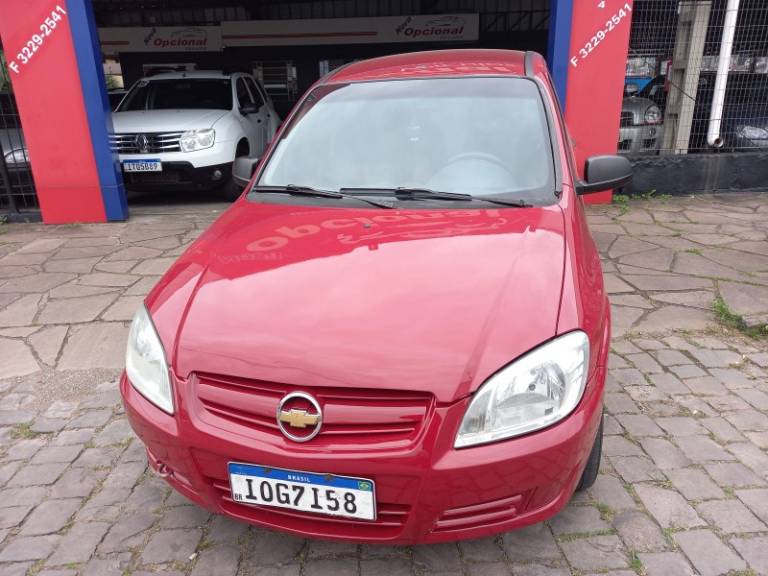 CHEVROLET - PRISMA - 2007/2008 - Vermelha - R$ 23.500,00