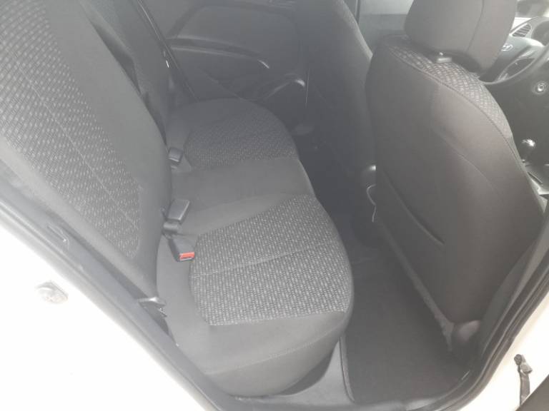 HYUNDAI - HB20 - 2016/2016 - Branca - R$ 47.900,00