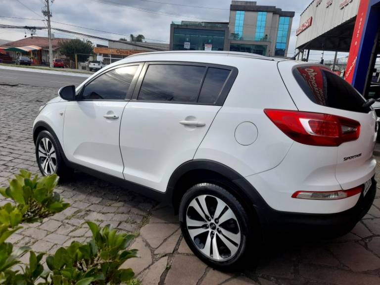 KIA MOTORS - SPORTAGE - 2013/2013 - Branca - R$ 69.900,00