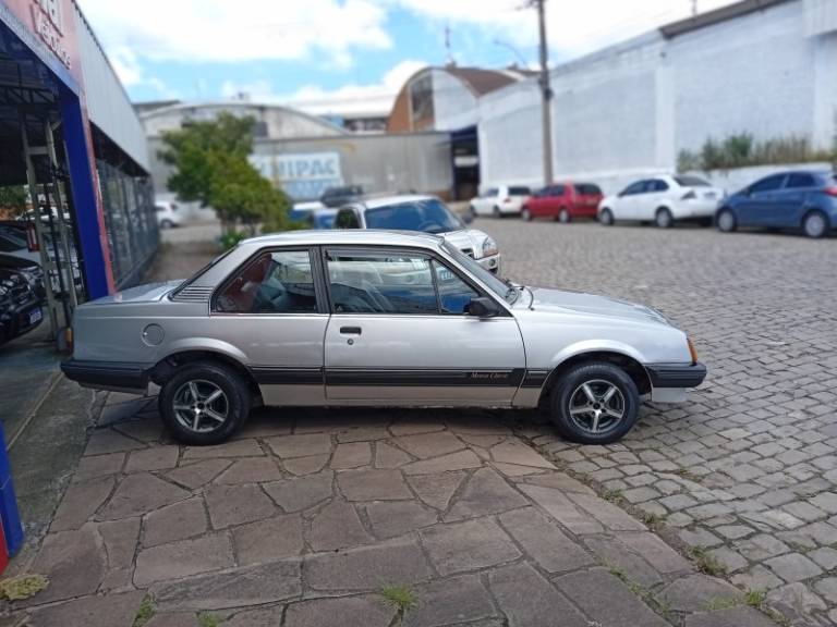 CHEVROLET - MONZA - 1987/1987 - Cinza - R$ 7.990,00