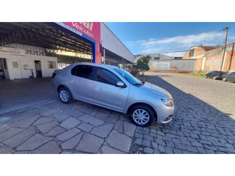 RENAULT - LOGAN - 2019/2019 - Prata - R$ 48.900,00