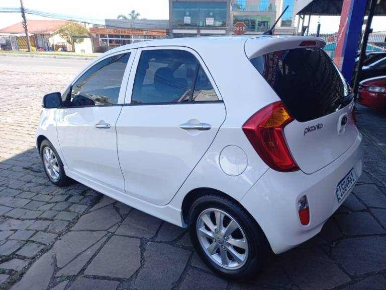 KIA MOTORS - PICANTO - 2011/2012 - Branca - R$ 36.900,00