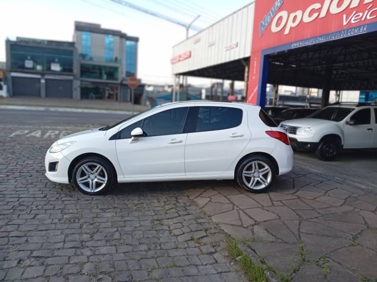 PEUGEOT - 308 - 2012/2013 - Branca - R$ 39.990,00