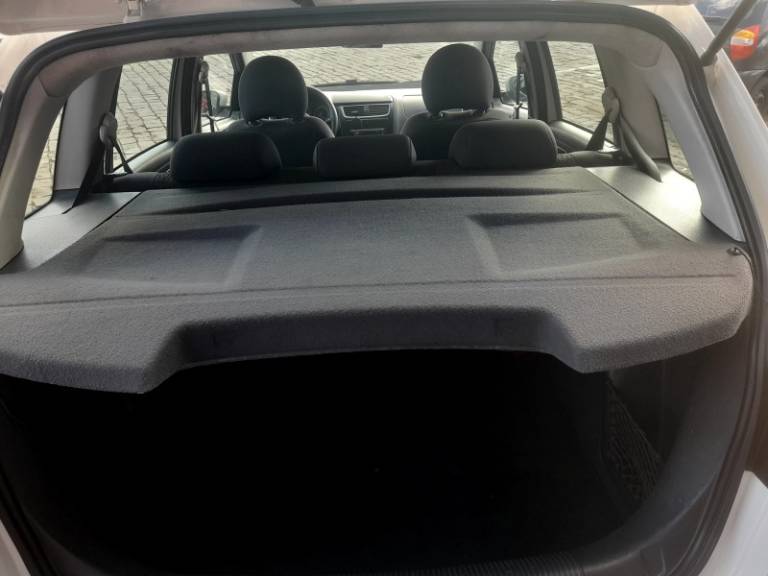 VOLKSWAGEN - SPACEFOX - 2013/2013 - Branca - R$ 42.900,00