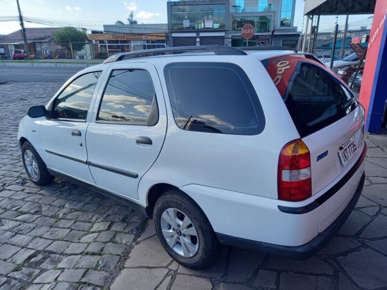 FIAT - PALIO - 2002/2003 - Branca - R$ 17.900,00