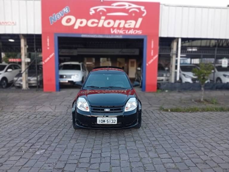 FORD - KA - 2008/2009 - Preta - R$ 21.990,00