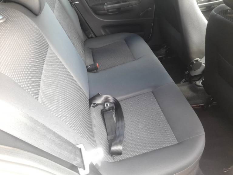 VOLKSWAGEN - GOL - 2015/2015 - Branca - R$ 39.900,00