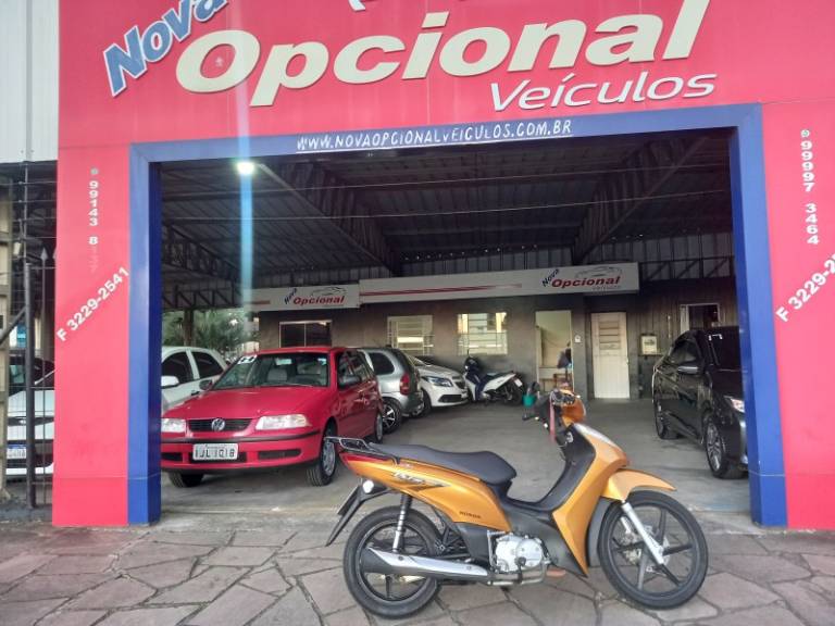 HONDA - BIZ 125 - 2011/2011 - Amarela - R$ 10.900,00