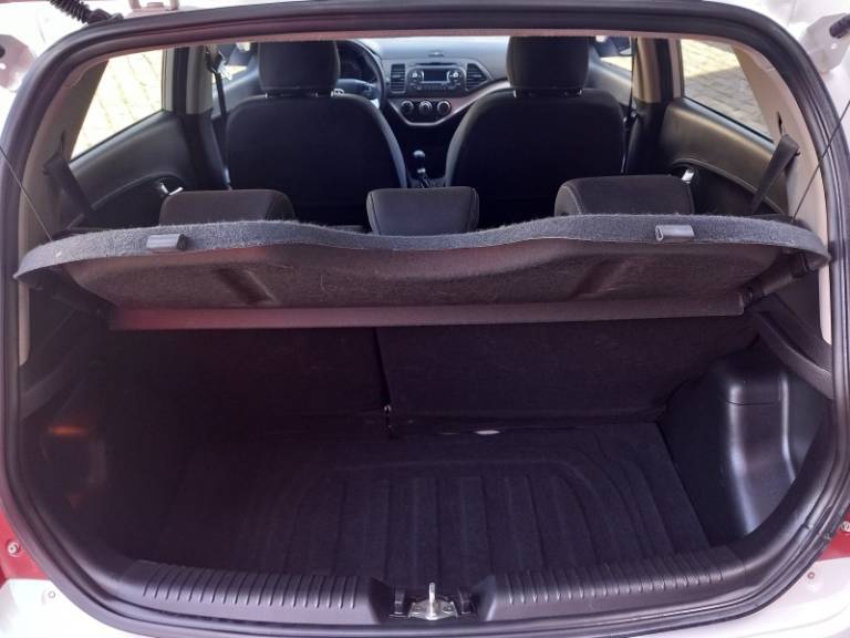 KIA MOTORS - PICANTO - 2011/2012 - Branca - R$ 36.900,00